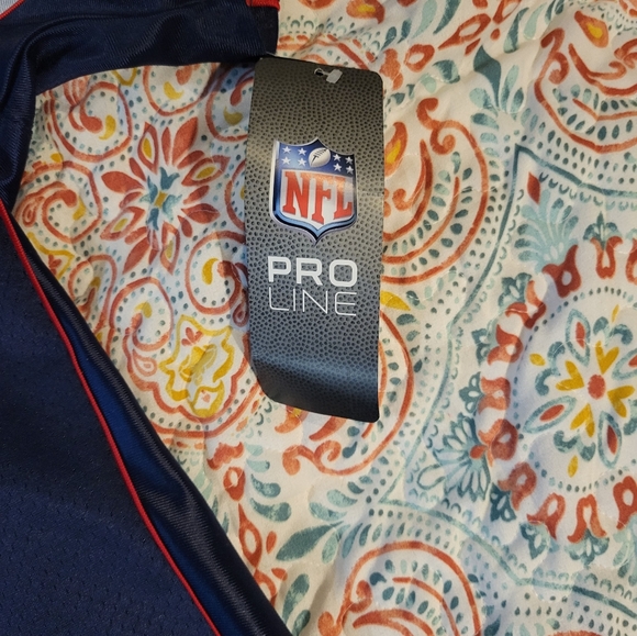 NFL New England Patriots Chris Hogan Jersey - Picture 5 of 5